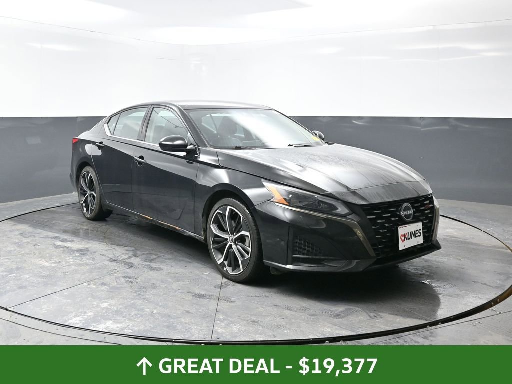 Used 2024 Nissan Altima 2.5 SR image 4