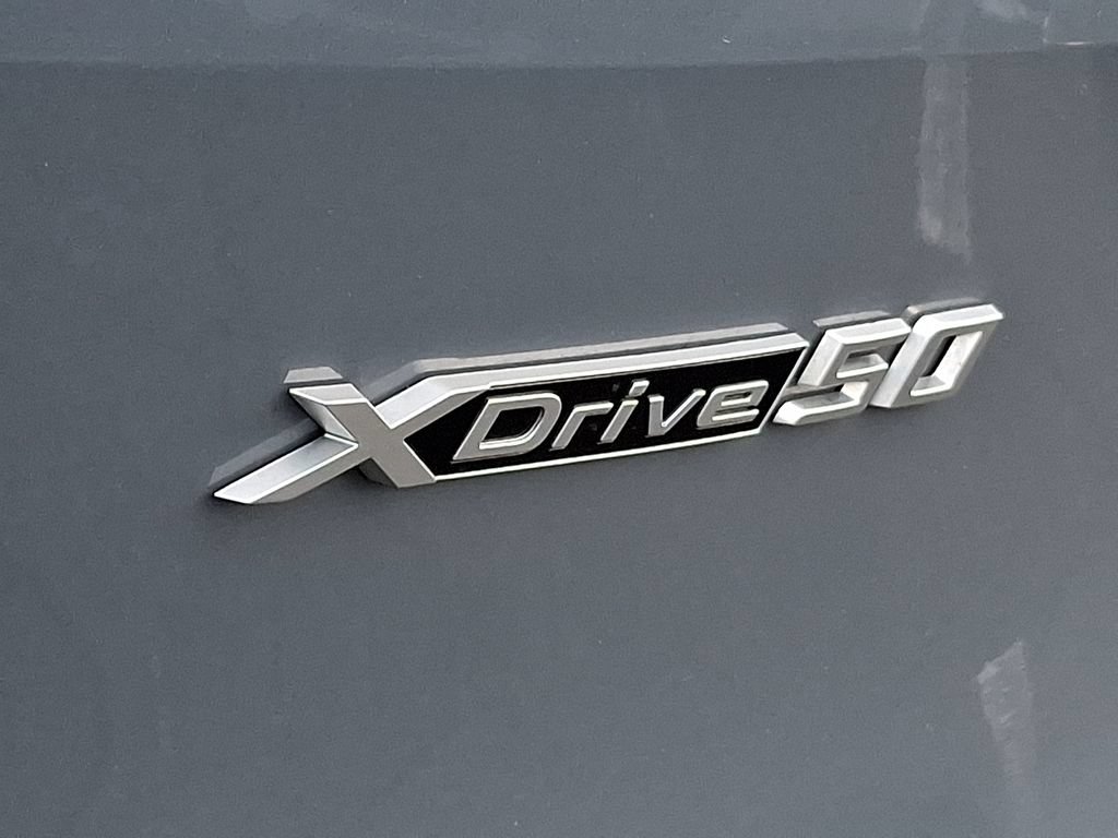 Certified 2024 BMW iX xDrive50 w/ Sport Package AWD/4WD image 27