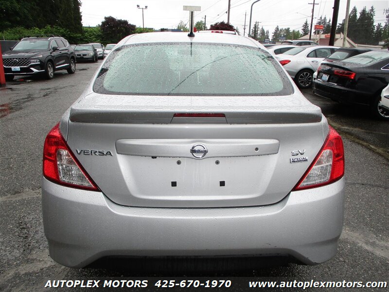 Used 2018 Nissan Versa SV w/ SV Special Edition Package FWD image 7