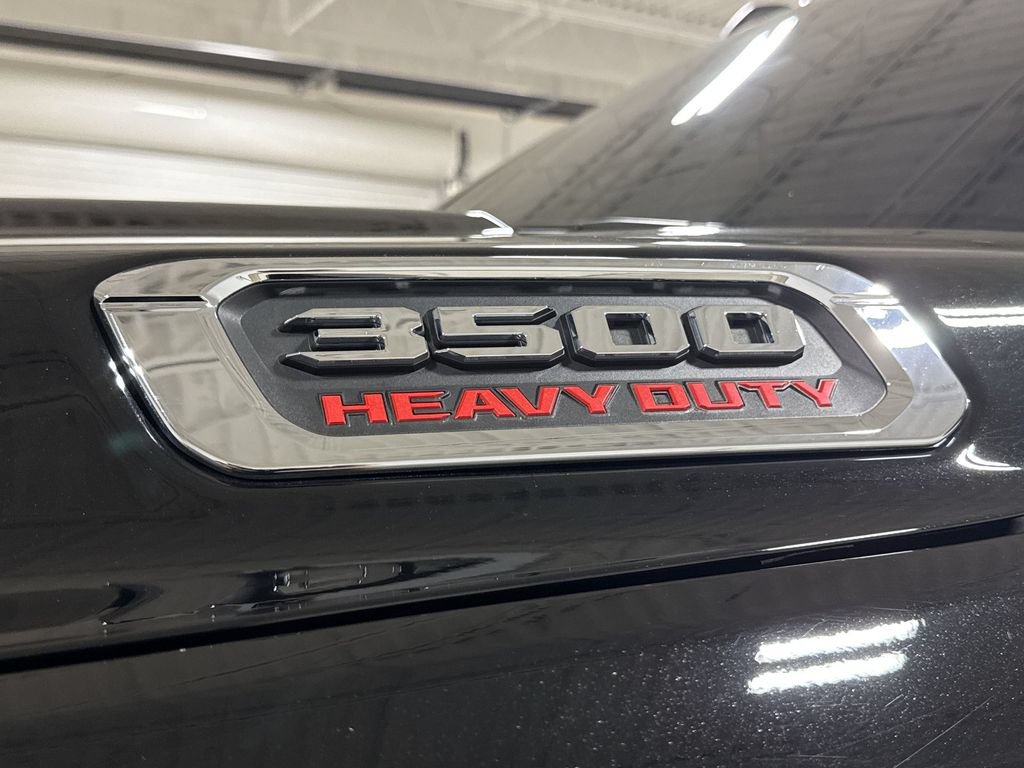 Used 2024 RAM 3500 Tradesman w/ Chrome Appearance Group AWD/4WD image 25