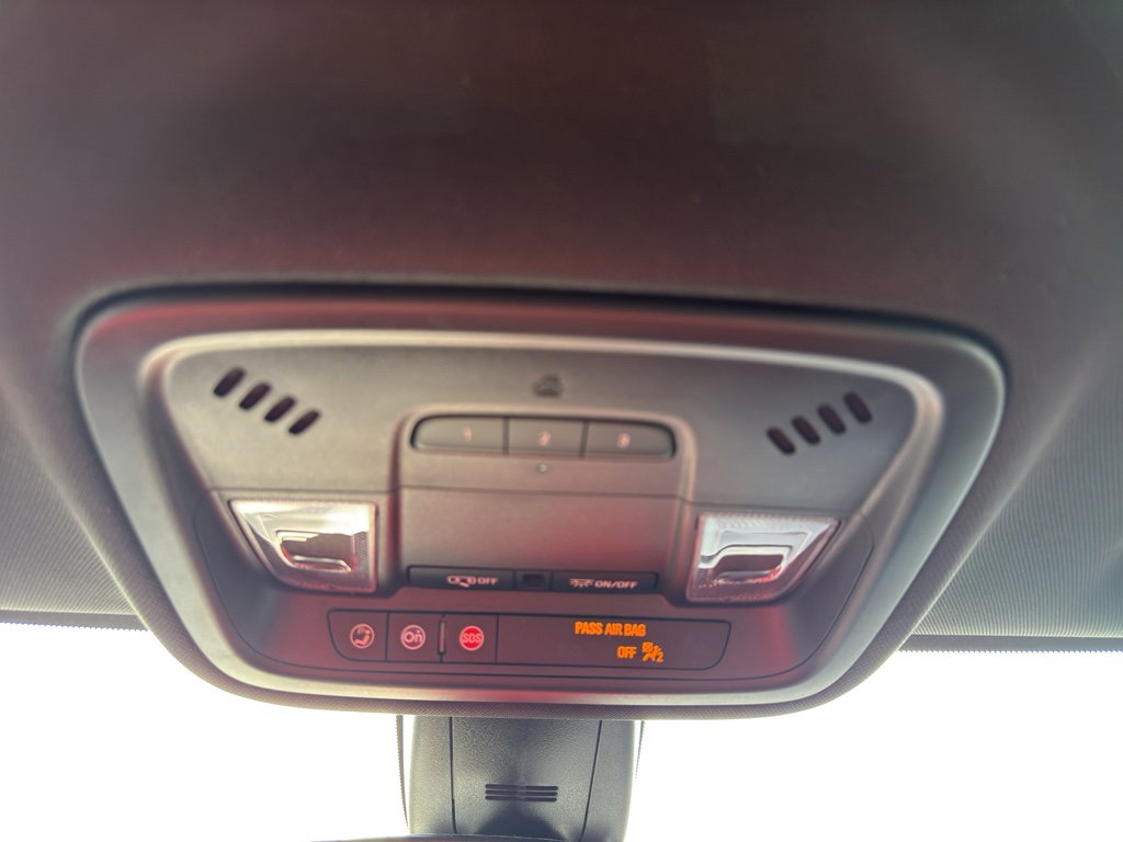 Used 2023 Chevrolet Traverse LT w/ LPO, Floor Liner Package image 24