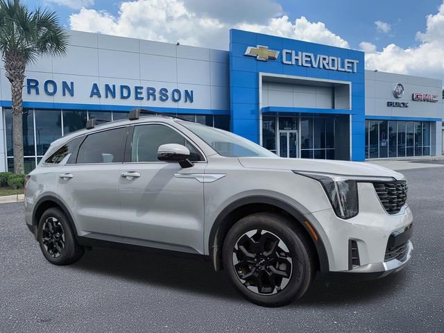 Used 2024 Kia Sorento S w/ Panoramic Sunroof Package