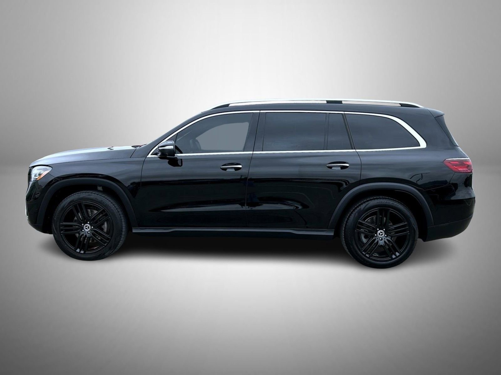 Used 2024 Mercedes-Benz GLS 450 4MATIC image 8