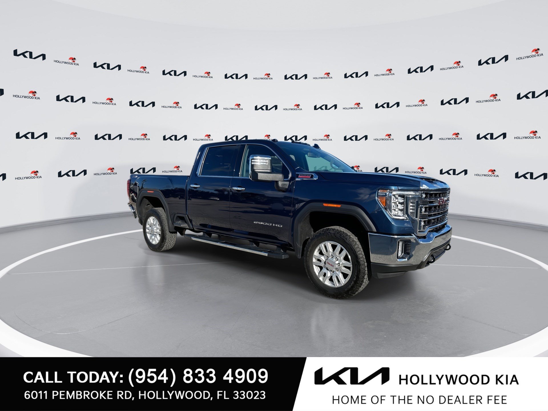 Used 2023 GMC Sierra 2500 SLT AWD/4WD image 2