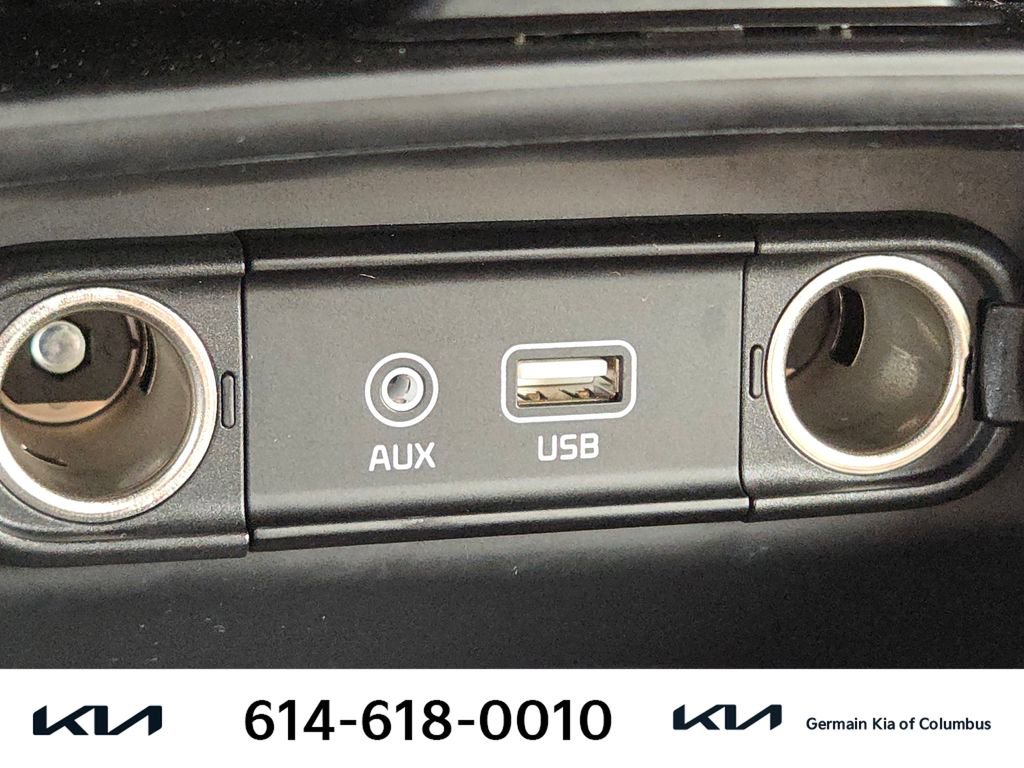 Certified 2019 Kia Sorento LX w/ LX Convenience Package image 31