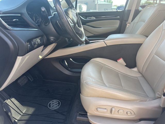 Used 2020 Buick Enclave Premium w/ Sun and Sites Package image 12