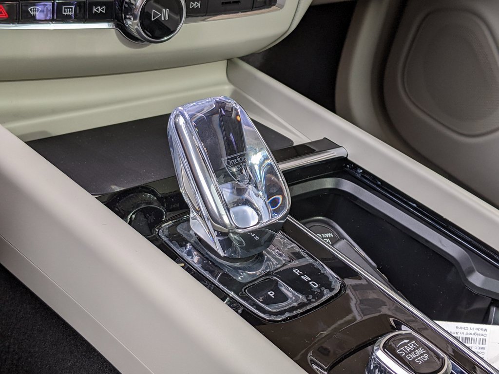 New 2026 Volvo XC60 T8 Ultra image 20