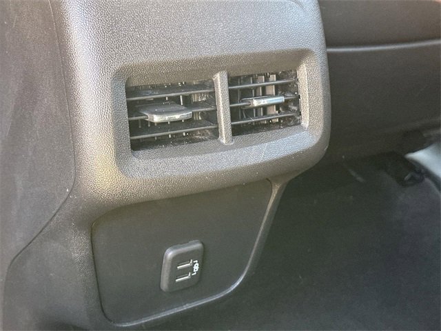 Used 2022 GMC Terrain SLE image 19