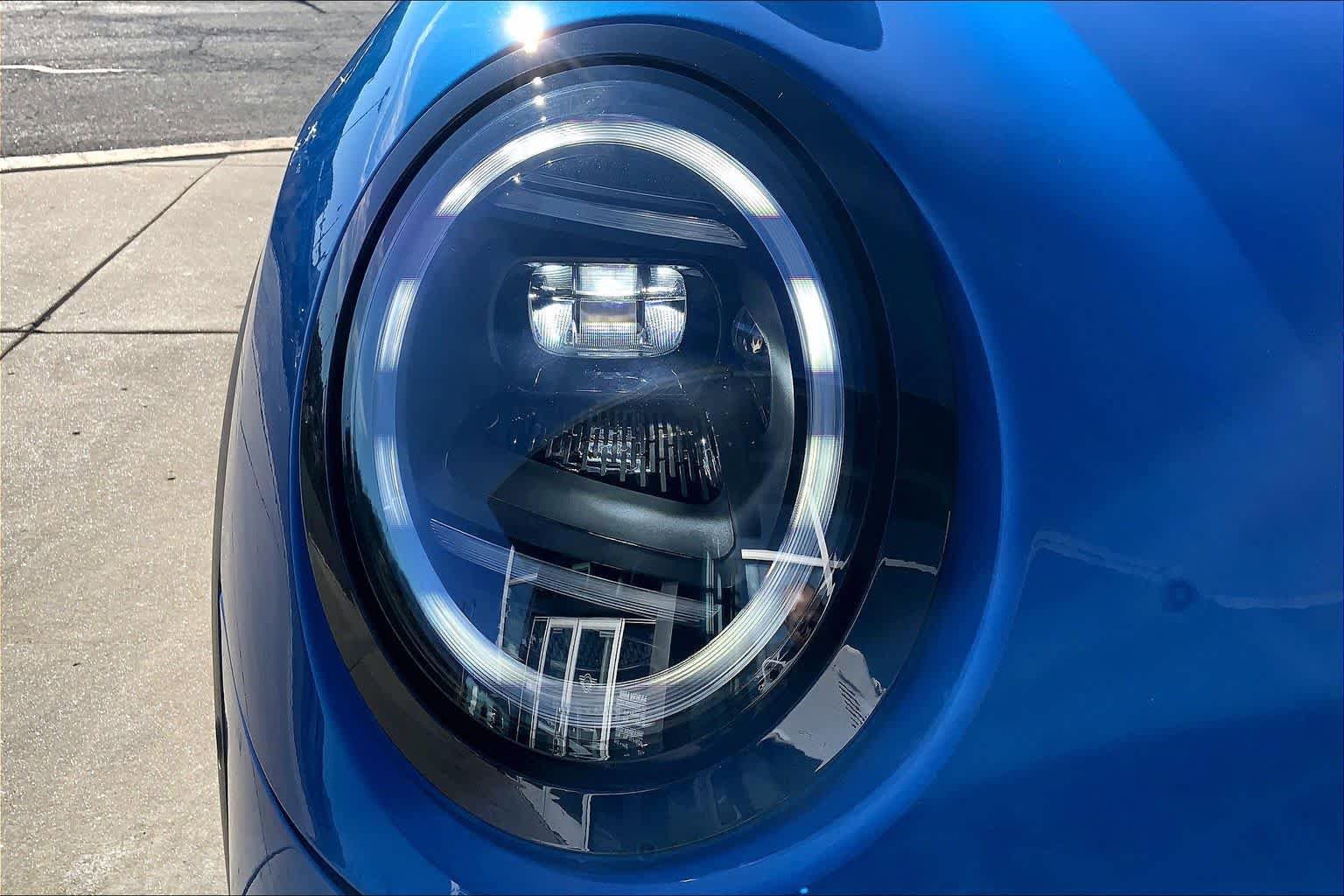 New 2026 MINI Cooper 4-Door Hardtop FWD image 13