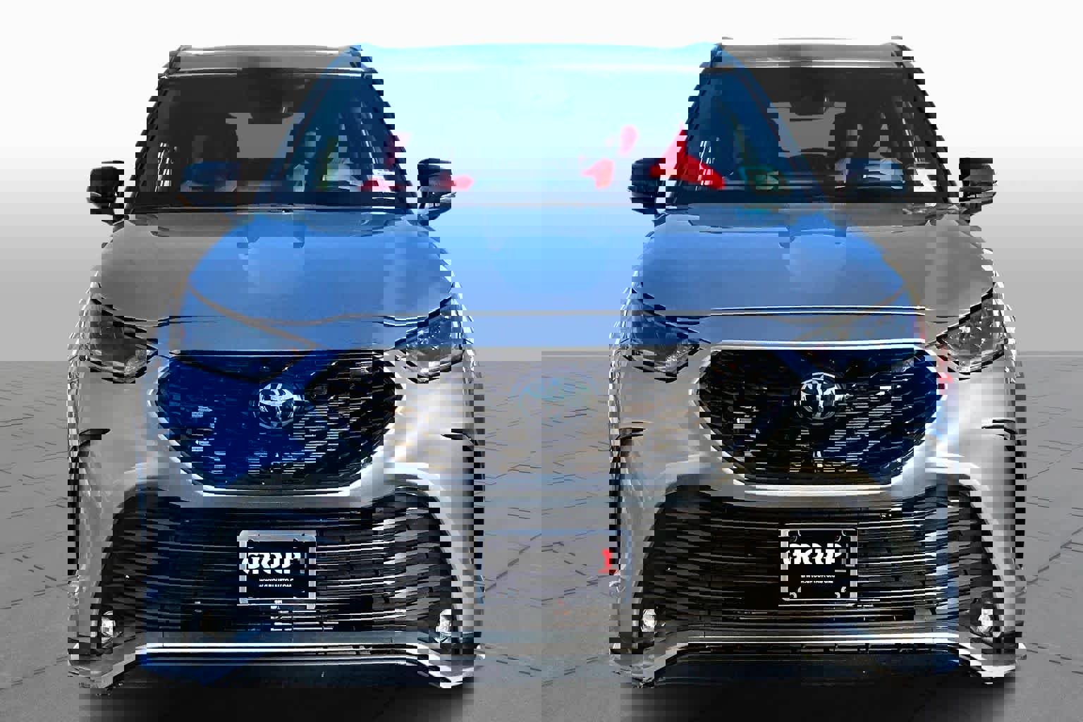 Certified 2024 Toyota Highlander XSE image 4