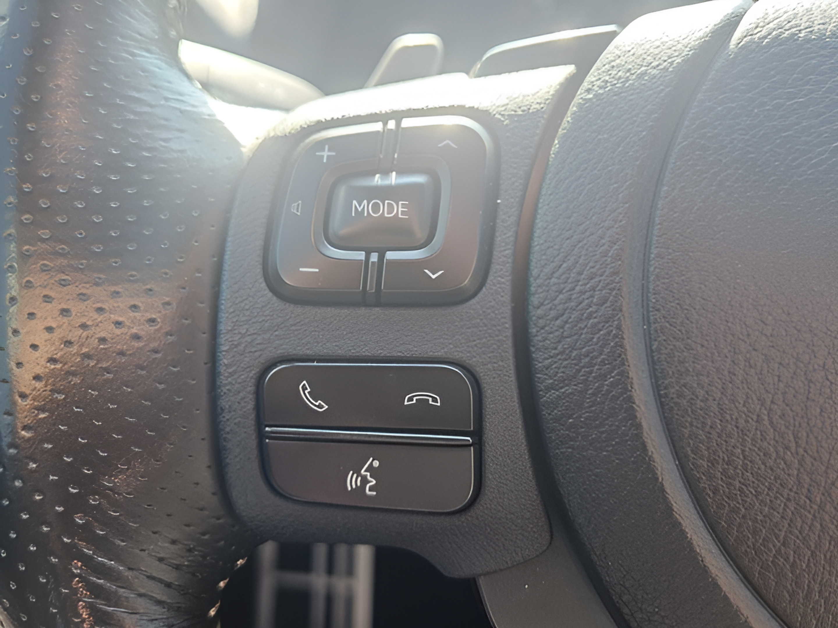 Used 2023 Lexus IS 500 w/ Special Appearance Package RWD image 25