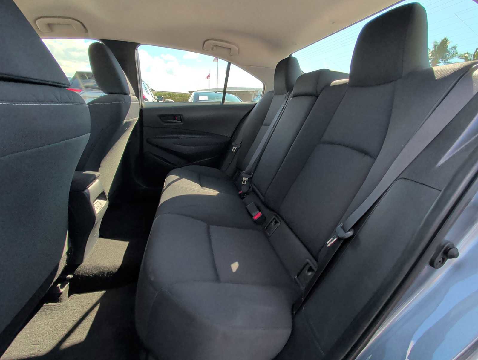 Used 2023 Toyota Corolla LE image 22