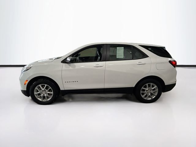 Used 2023 Chevrolet Equinox LS w/ Driver Confidence II Package image 9