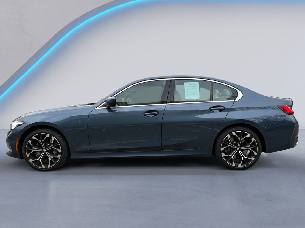 Used 2025 BMW 330i xDrive Sedan w/ Convenience Package image 6