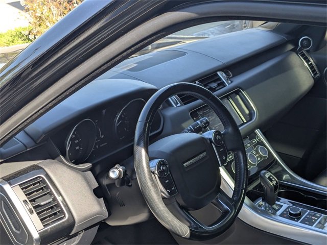 Used 2016 Land Rover Range Rover Sport HSE image 11
