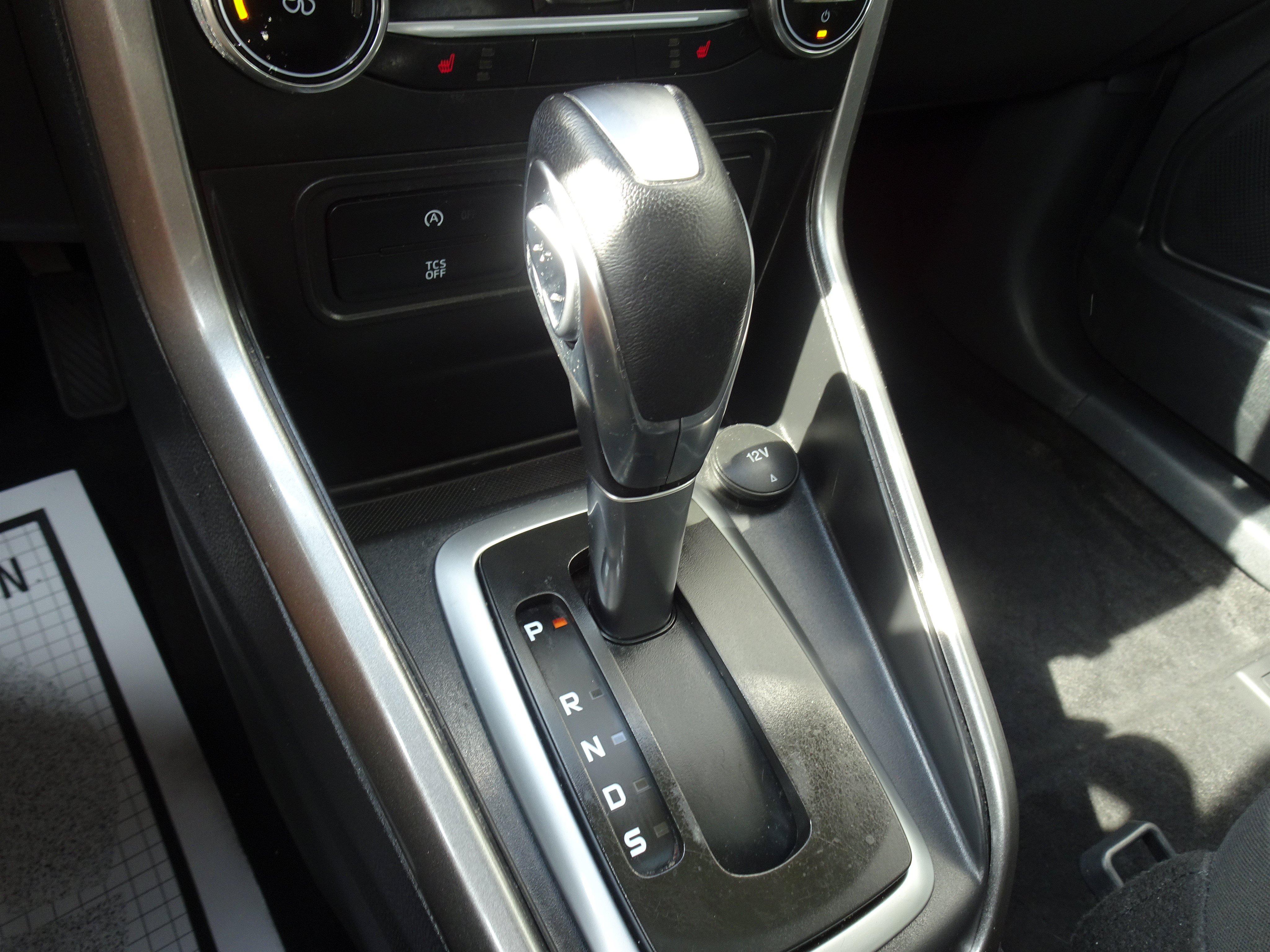 Used 2020 Ford EcoSport SE w/ SE Convenience Package FWD image 19
