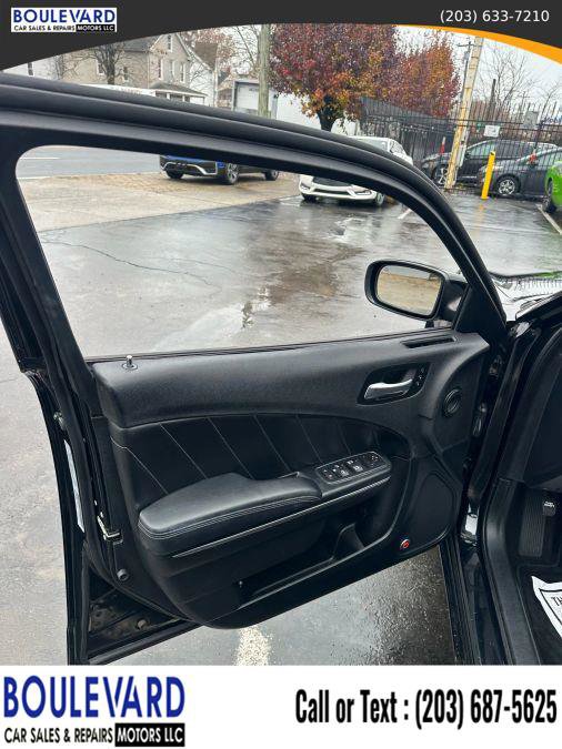 Used 2016 Dodge Charger R/T image 6