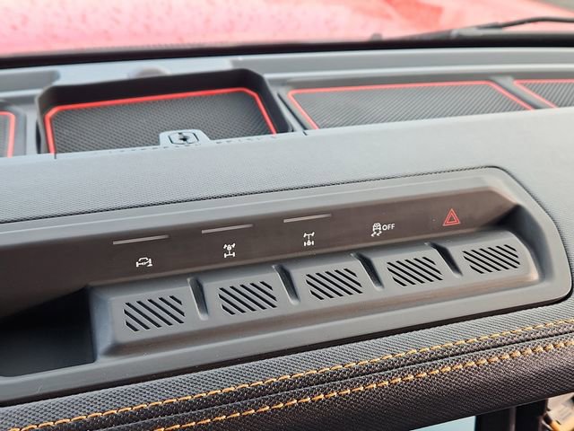 Used 2024 Ford Bronco Badlands image 38