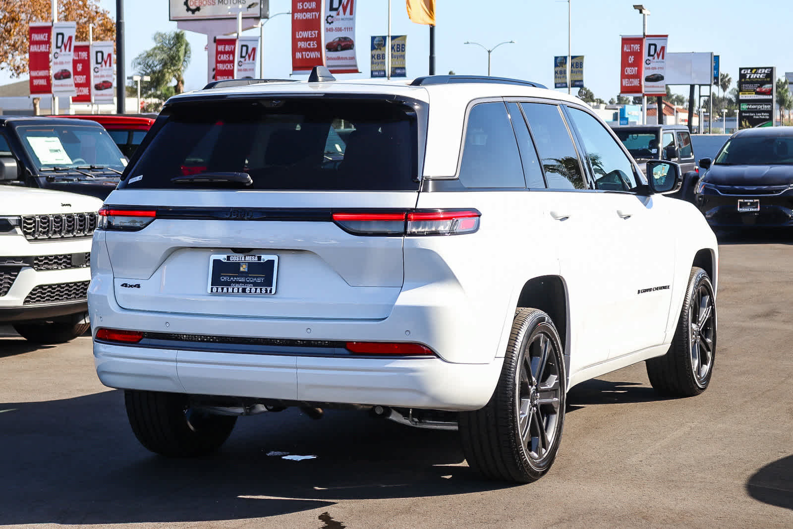 New 2027 Jeep Grand Cherokee Limited AWD/4WD image 4