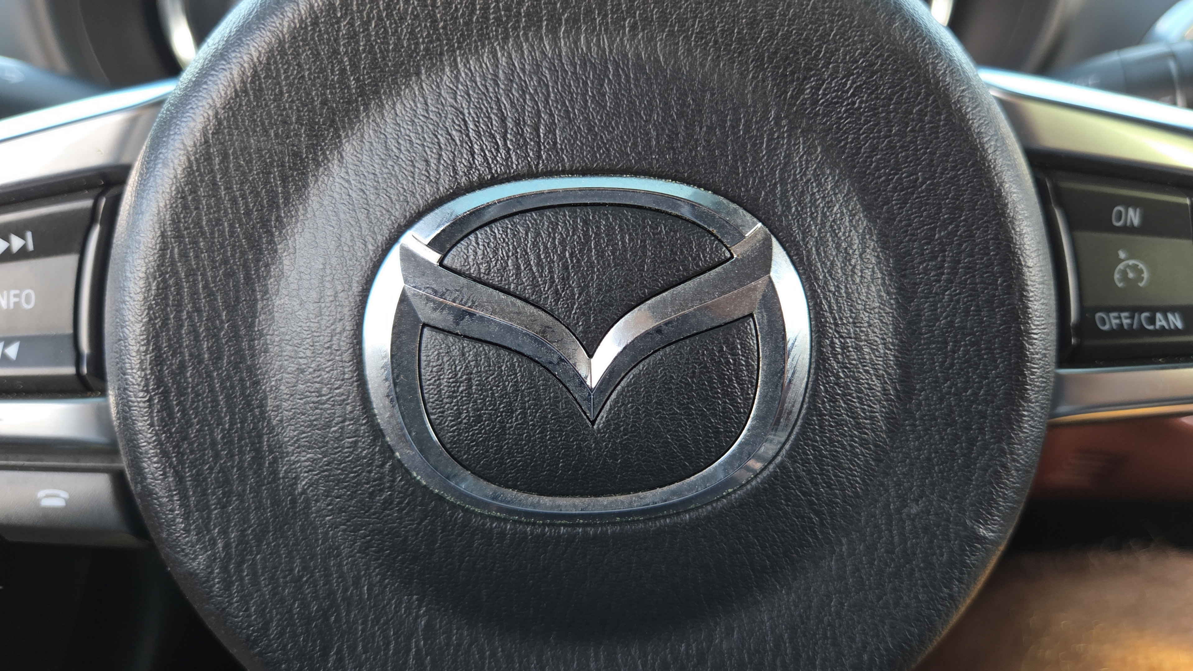 Used 2017 MAZDA MX-5 Miata RF Grand Touring RWD image 34