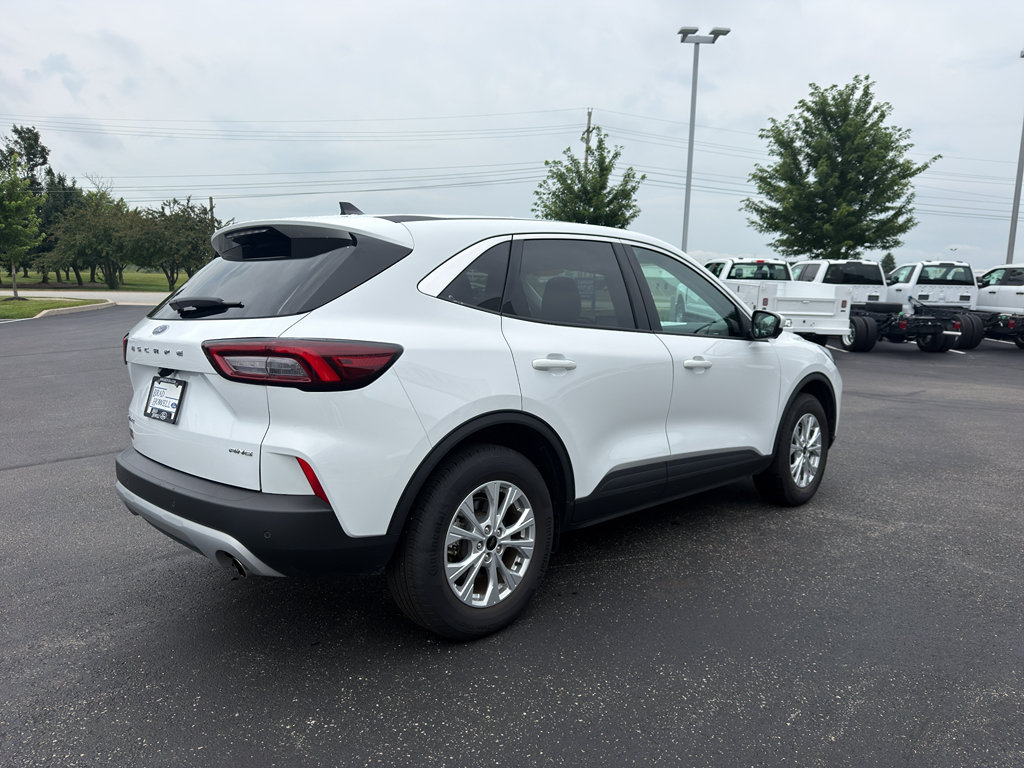 Used 2023 Ford Escape Active w/ Tech Pack #2 AWD/4WD image 6