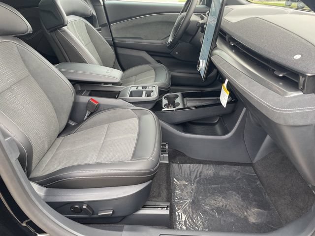 New 2025 Ford Mustang Mach-E GT w/ Interior Protection Package AWD/4WD image 18