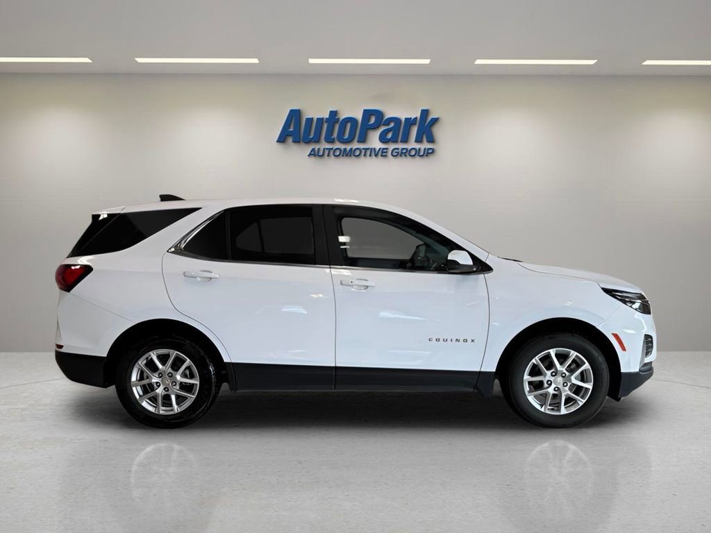 Used 2024 Chevrolet Equinox LT AWD/4WD image 9