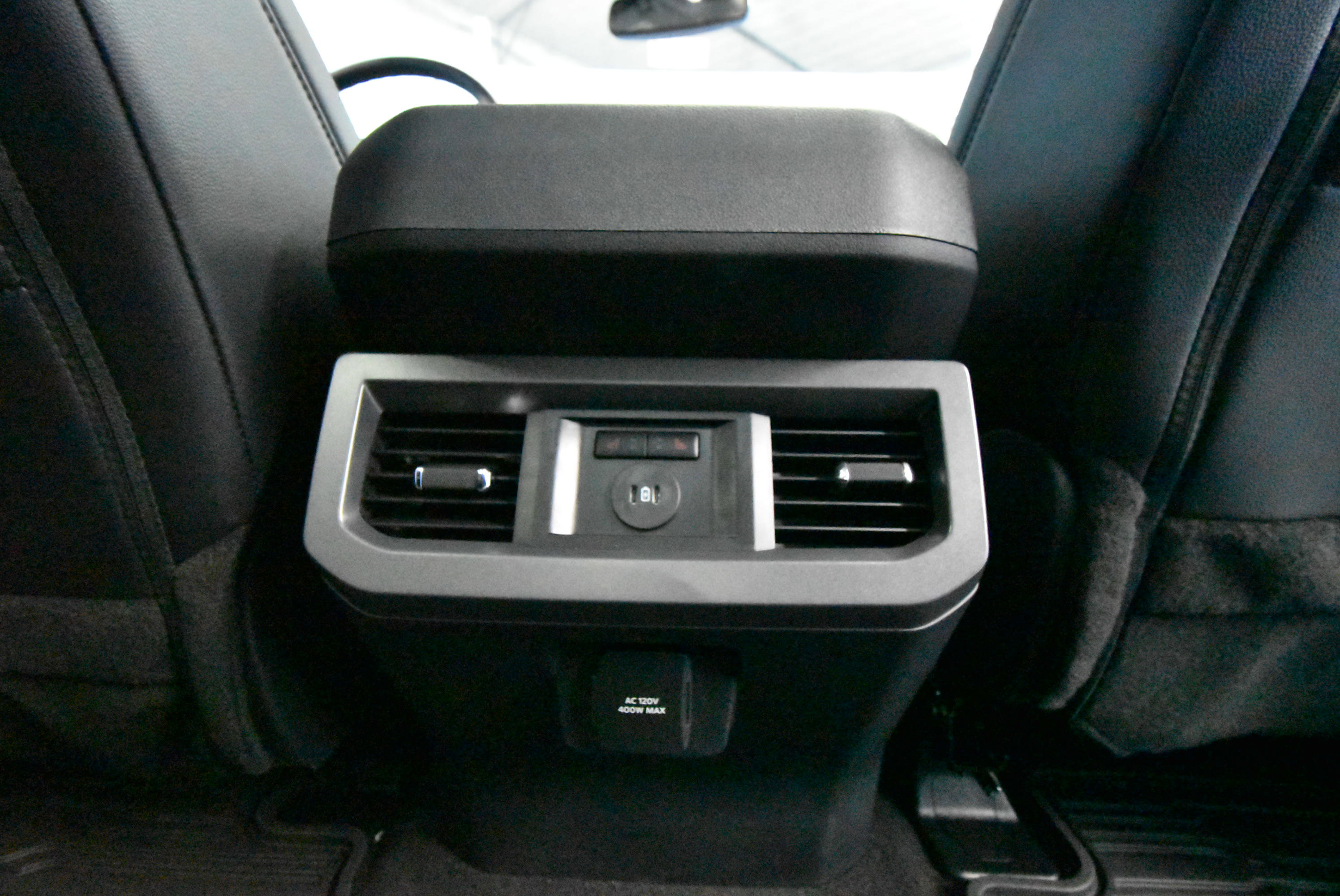 New 2025 Ford F350 Lariat w/ Lariat Ultimate Package image 30