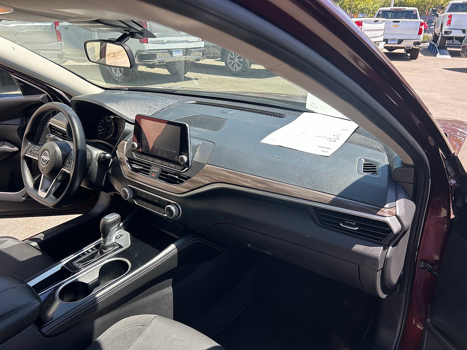 Used 2023 Nissan Altima 2.5 SV FWD image 27