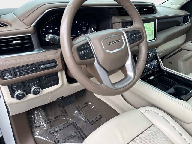 Used 2024 GMC Yukon Denali w/ Advanced Technology Package image 20