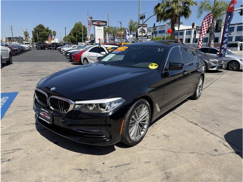 Used 2018 BMW 540i w/ Premium Package RWD image 3