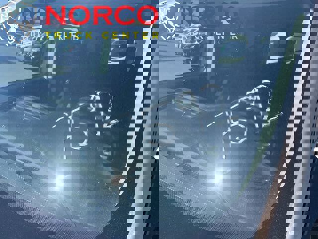 Used 2018 RAM ProMaster City SLT w/ Lights & Wheels Group image 17