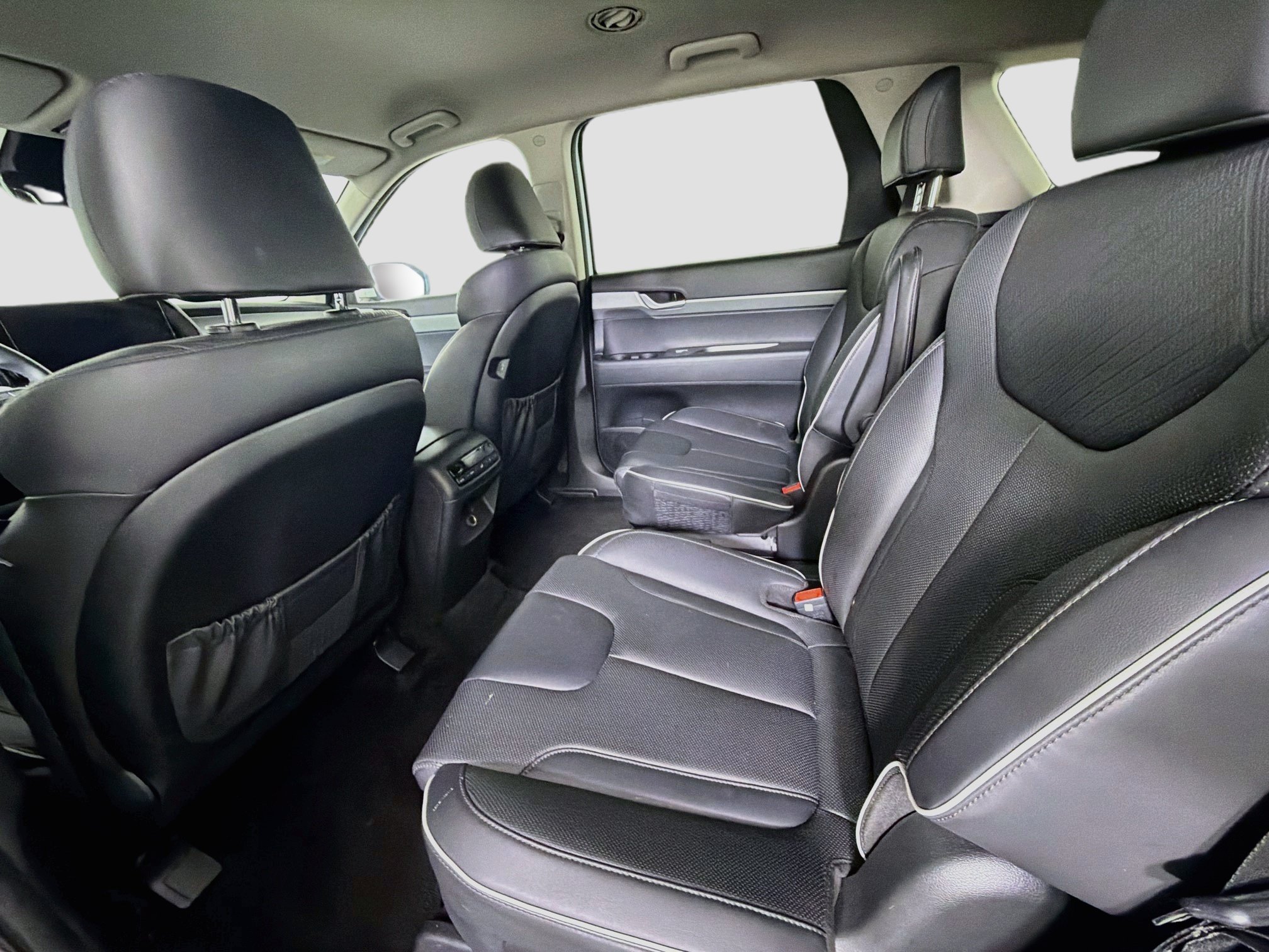 Used 2025 Hyundai Palisade SEL FWD image 27
