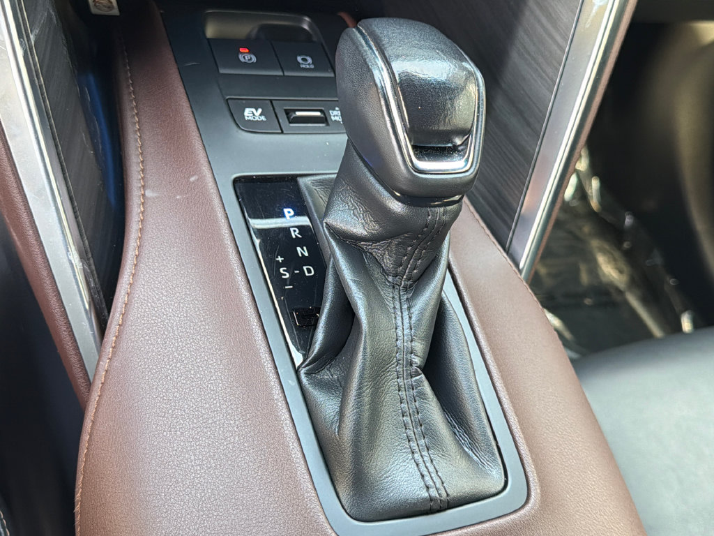 Used 2022 Toyota Venza XLE AWD/4WD image 31