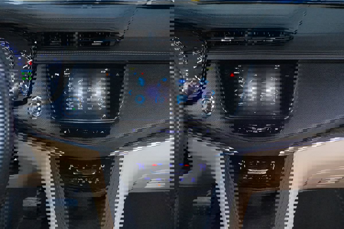 Used 2019 Cadillac XT5 FWD image 20