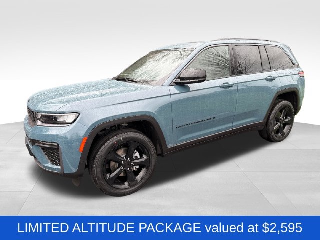 New 2026 Jeep Grand Cherokee Limited w/ Limited Altitude Package AWD/4WD image 3