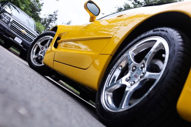 Used 2003 Chevrolet Corvette Convertible w/ Preferred Equipment Group1 RWD image 17