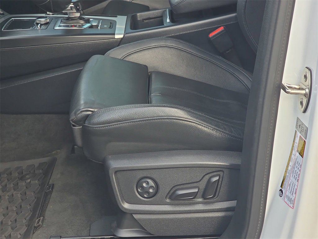 Used 2018 Audi Q5 Prestige image 33