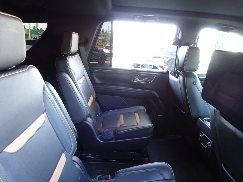 Used 2021 GMC Yukon AT4 w/ AT4 Premium Plus Package AWD/4WD image 23