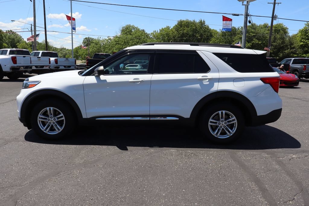 Used 2020 Ford Explorer XLT w/ Comfort Package AWD/4WD image 31