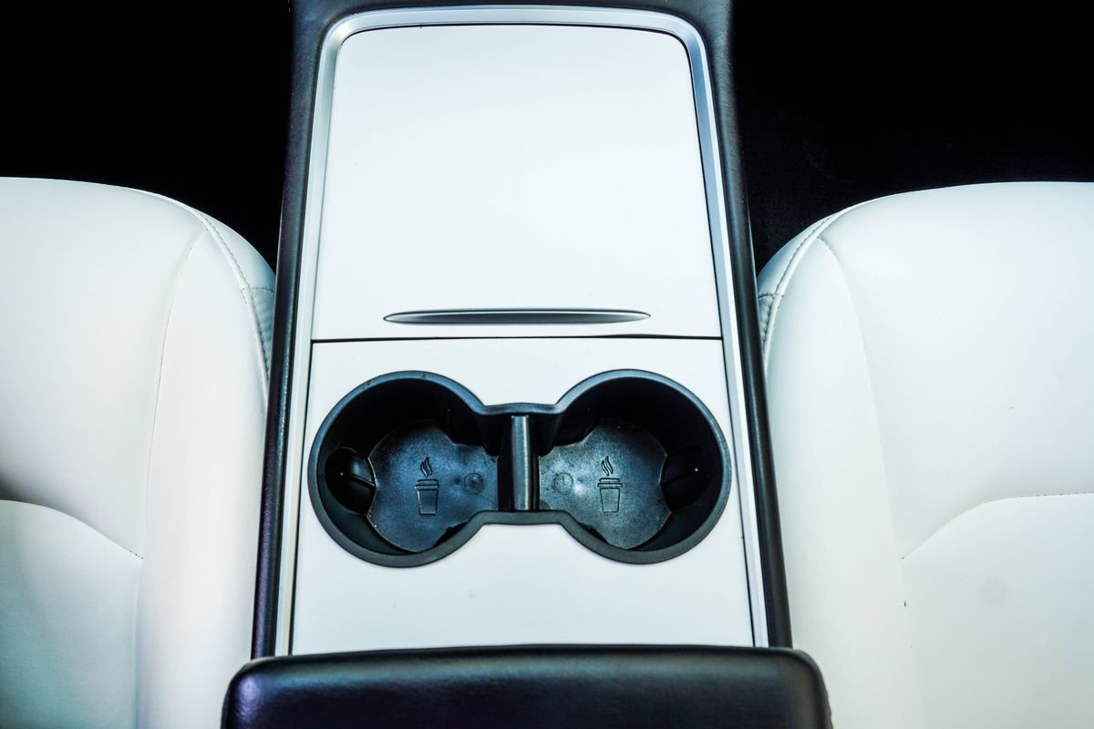 Used 2021 Tesla Model 3 Performance image 21