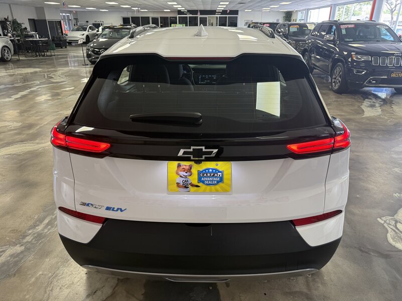 Used 2023 Chevrolet Bolt EUV LT image 6