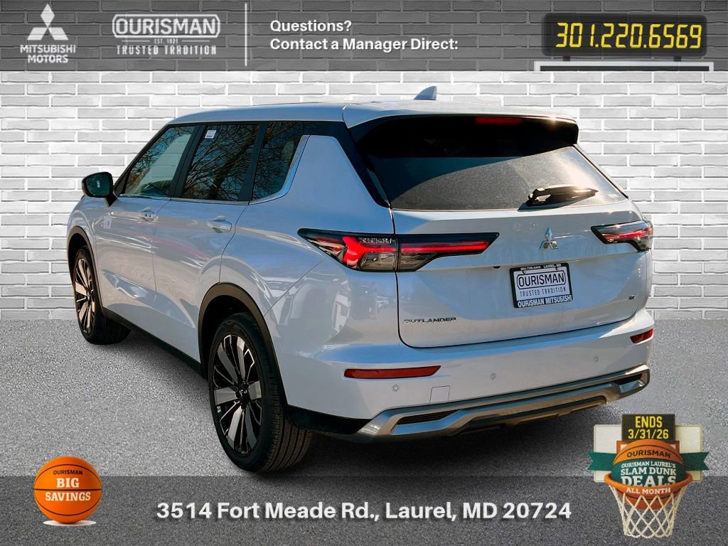 New 2026 Mitsubishi Outlander LE image 3