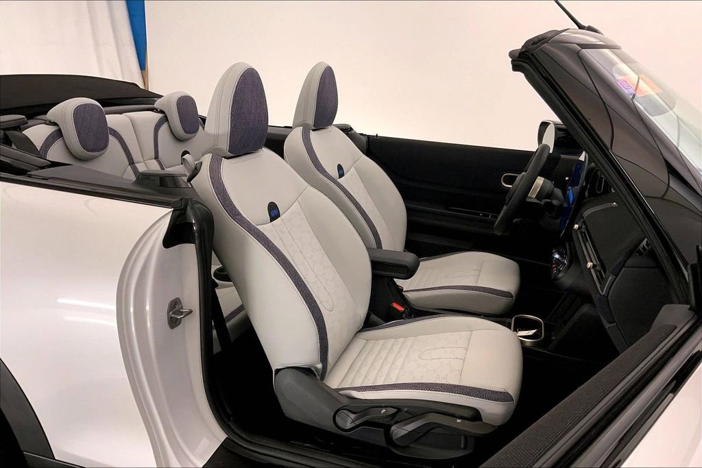 Used 2026 MINI Cooper Convertible image 6