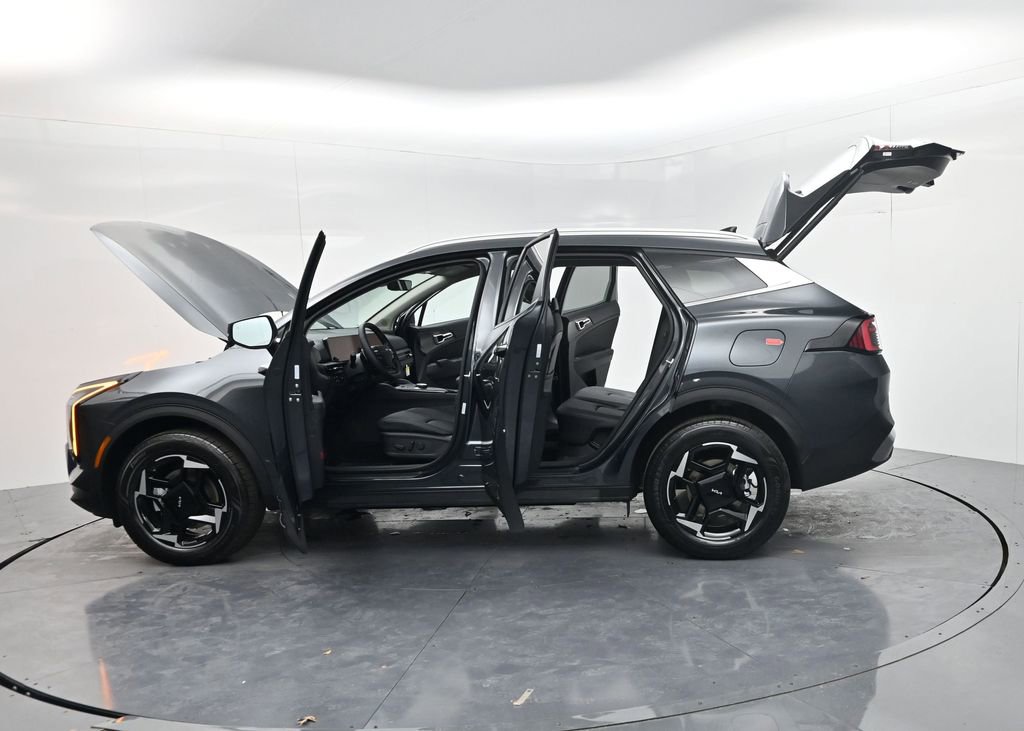 New 2026 Kia Sportage EX image 57