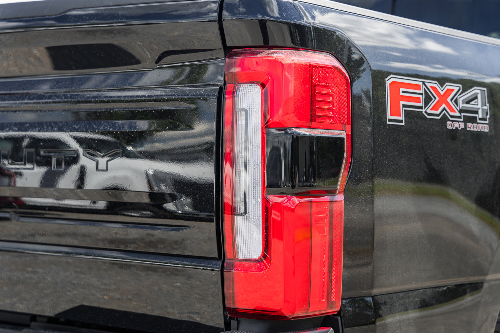 New 2026 Ford F250 Platinum image 8