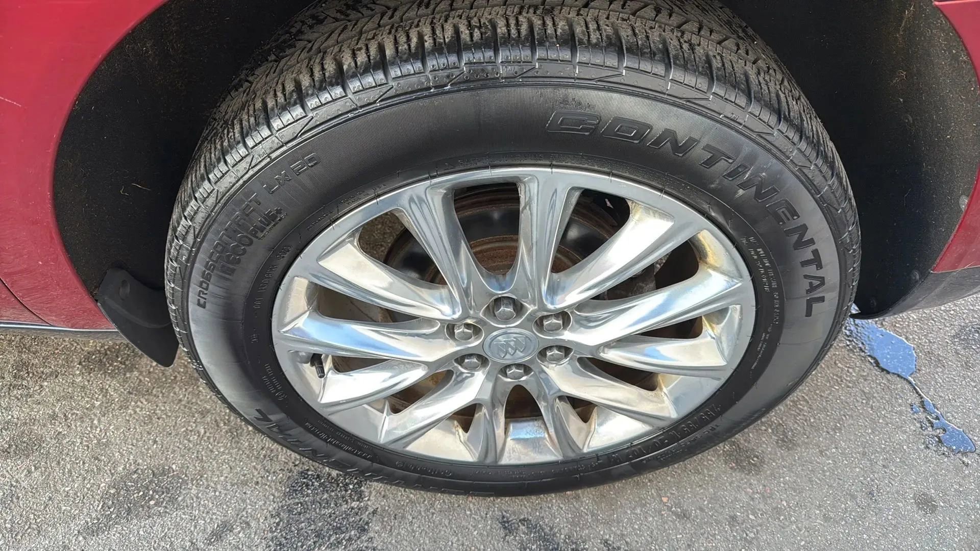 Used 2018 Buick Enclave Essence w/ Trailering Package image 9