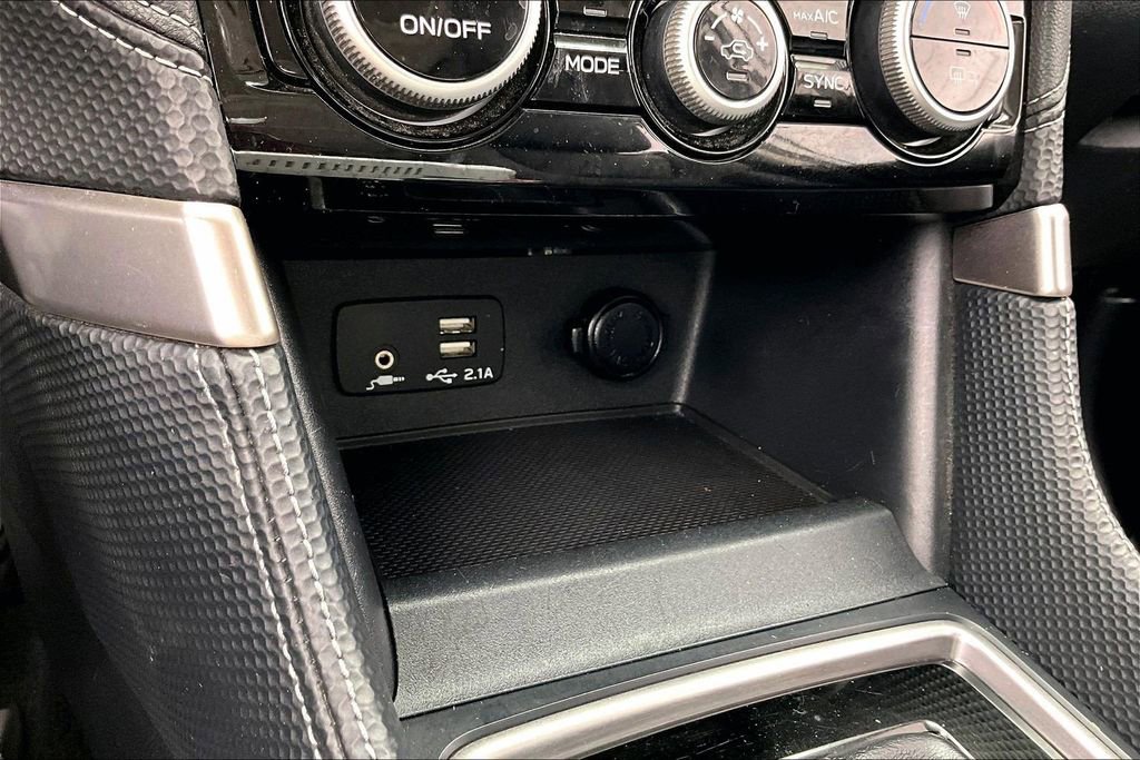 Used 2019 Subaru Forester Limited w/ Popular Package #3 image 32