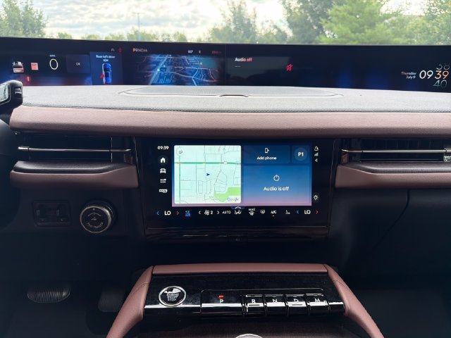 New 2026 Lincoln Navigator Reserve AWD/4WD image 20