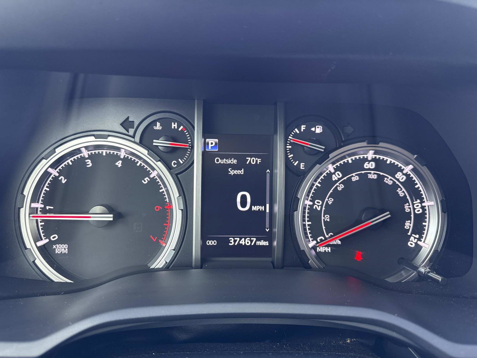 Used 2022 Toyota 4Runner Limited image 31